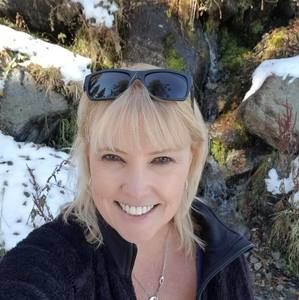 Meet your Posher, Teri